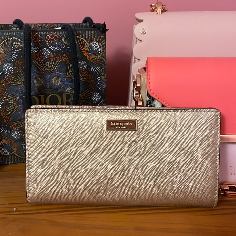 Kate Spade Rose Gold Wallet